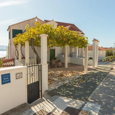 Lux Apartment Bol